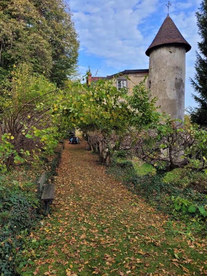 Gites Le Vieux Vinzelles فولفيك المظهر الخارجي الصورة