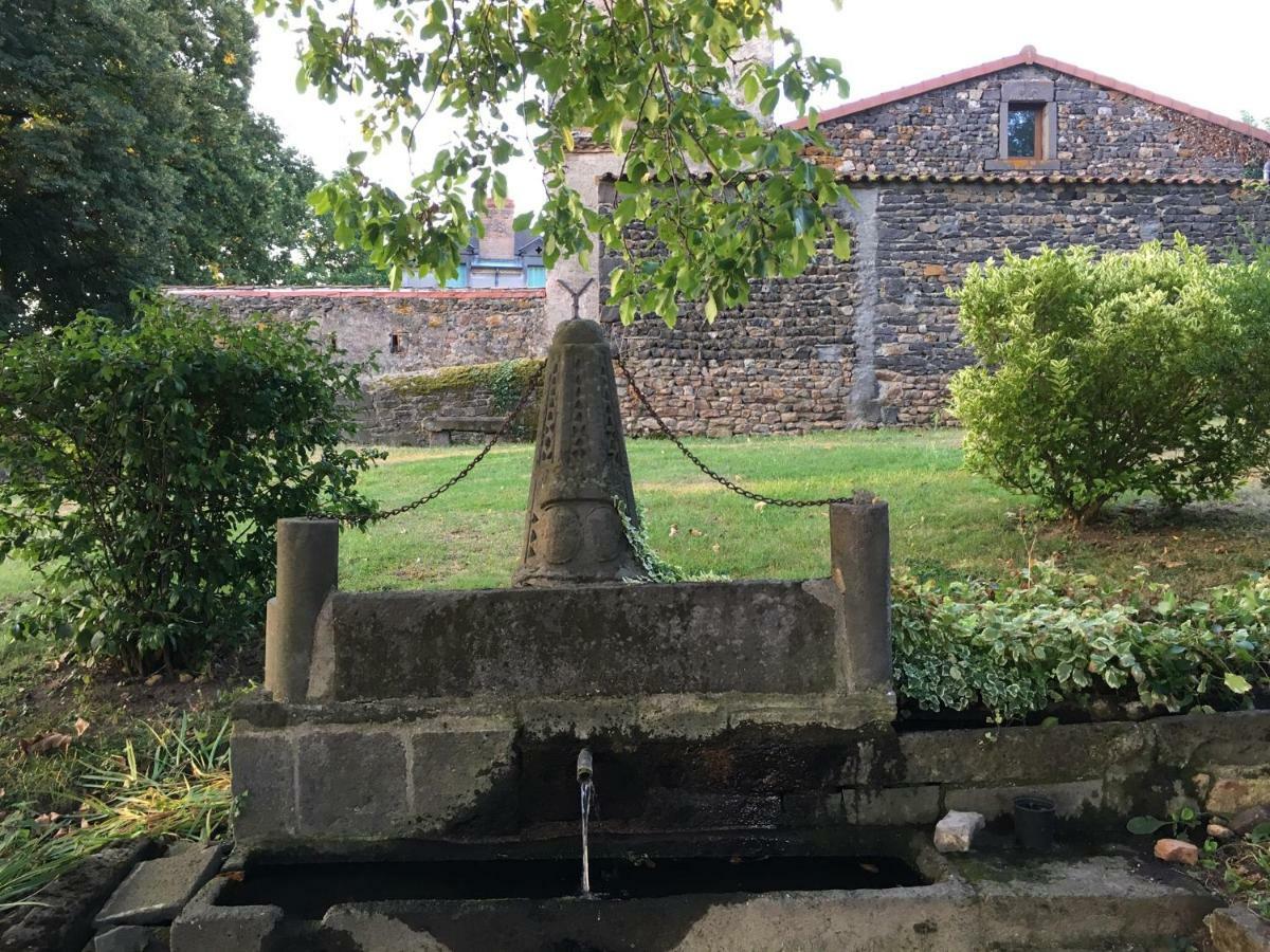 Gites Le Vieux Vinzelles فولفيك المظهر الخارجي الصورة